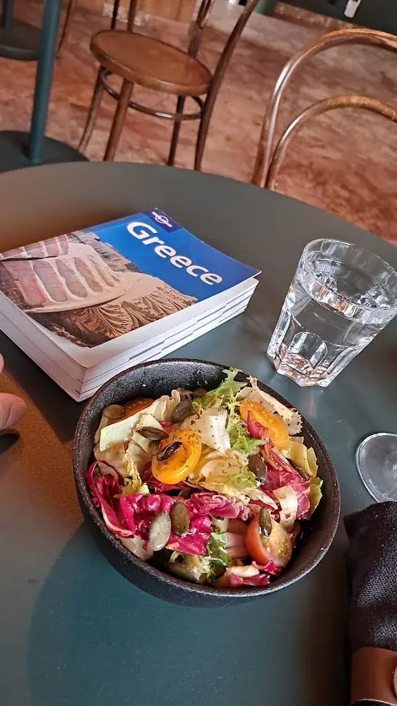 Thibaut Masson_Culture(s) Café Cantine_Val-d'Illiez_review