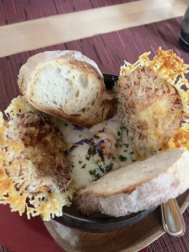 JSK_Le Gueullhi_Champéry_review