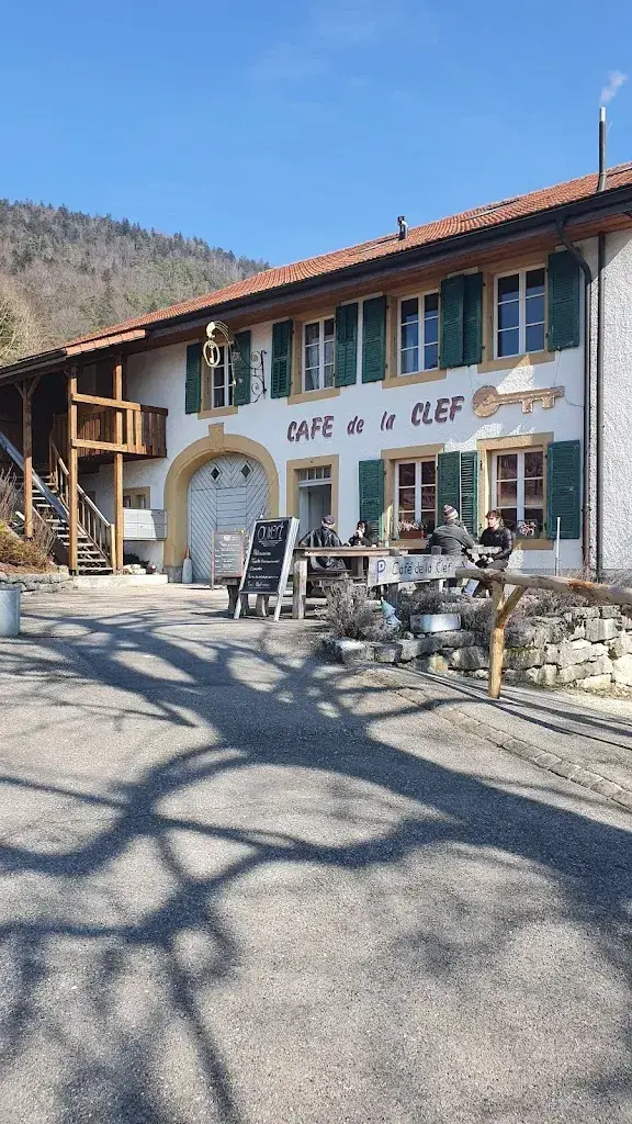 Heidy Lauzait_La CLEF Café Restaurant_Sonceboz-Sombeval_review