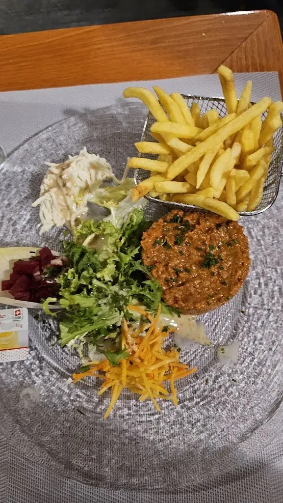 DjemoGraphic_Restaurant la Pive_Morgins_reseña