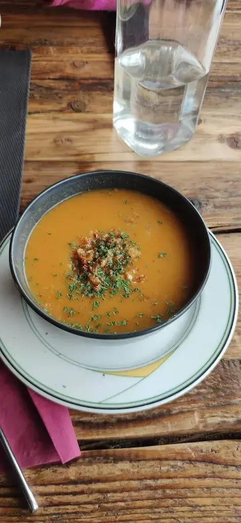 nikarko01_la foilleuse_Morgins_review