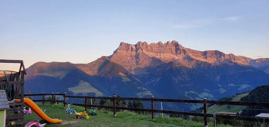 Mariko Arrigoni_Le Ferrage buvette d'alpage_Morgins_recensione