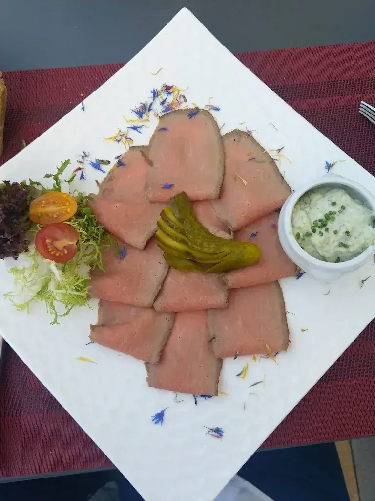 Lô YP_Restaurant-Bar & Lounge Le Bourg_Vouvry_review