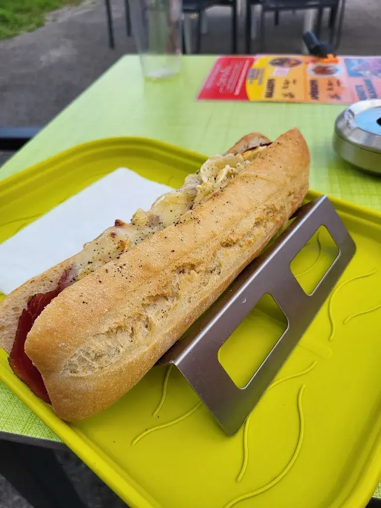 Menu_Chez Marilou - La Buvette, Spécialités aux fromages - Malakoffs - Sandwichs chaud à la raclette du Valais - Fait maison_Vouvry_image_6