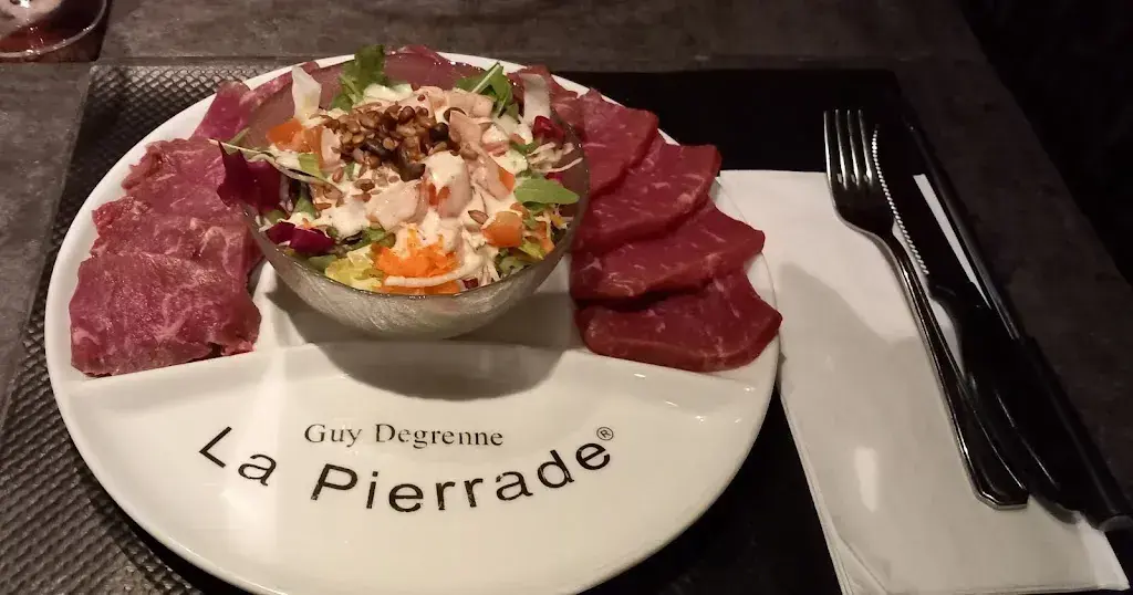 Menu_Le Farinet Restaurant-Pub-Dancing à Champery_Champéry_immagine_7