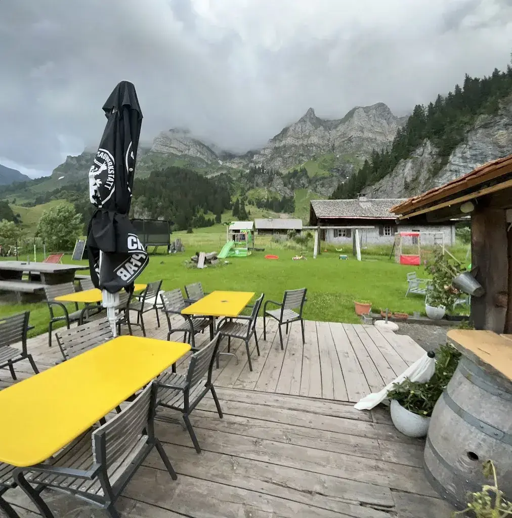 Ron S_Cantine des Dents Blanches_Champéry_review