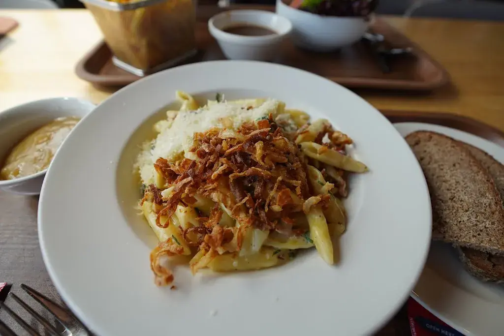 Amanda Weilenmann_Panorama-Restaurant Bettmerhorn_Bettmeralp_review