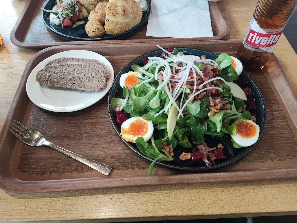 Matthias Grob_Panorama-Restaurant Bettmerhorn_Bettmeralp_review