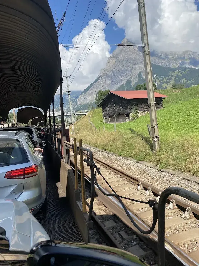 Lia DK_BLS Autoverlad Lötschberg, Goppenstein_Goppenstein_avis