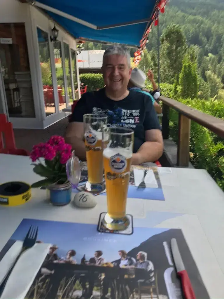 Jan Paulussen_Pizzeria - Mamma Mia_Bürchen_review