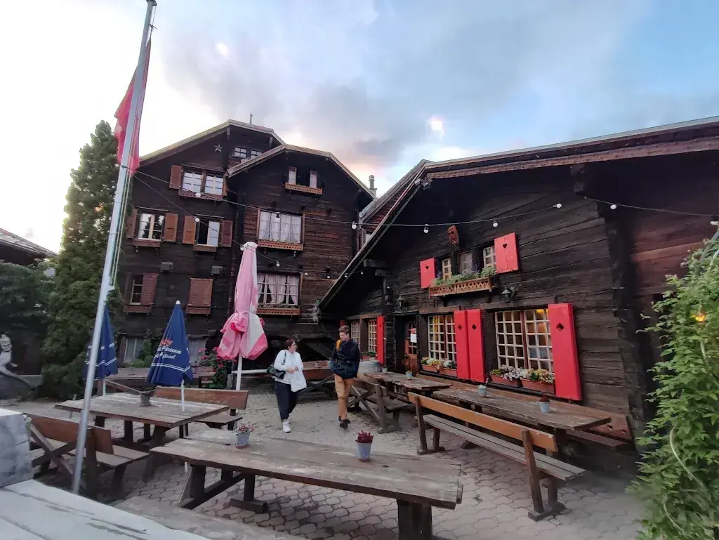 Manuel Stangorra_KaffeeKlatsch - Manufaktur_Bürchen_review