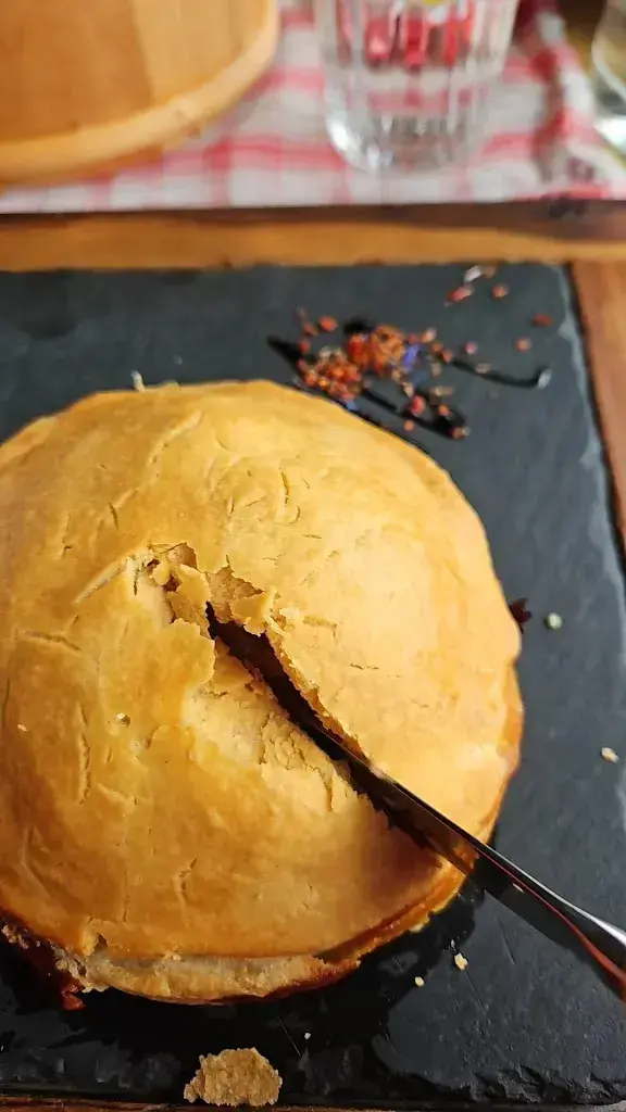 Catrine Sutter_Chüestall Blausee_Riederalp_review