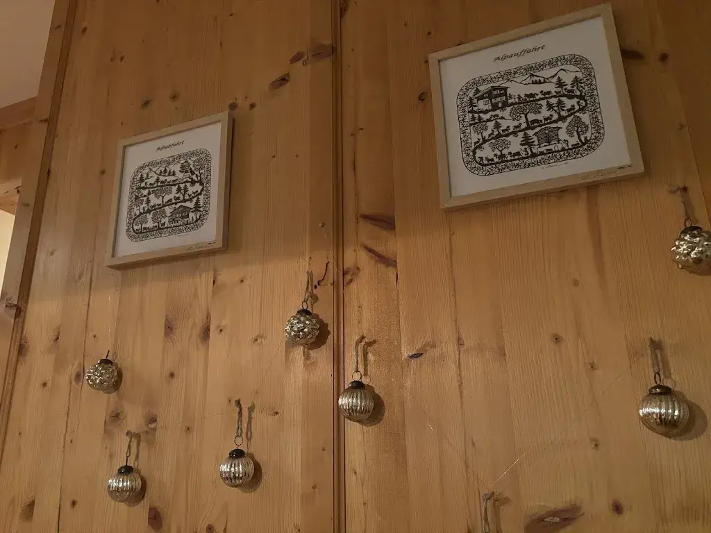 Thomas Sutter_Gletschertisch_Bettmeralp_Bewertung