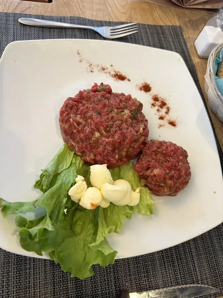 Vincent Cynthia_Restaurant Les nouvelles Arcades_Massongex_review