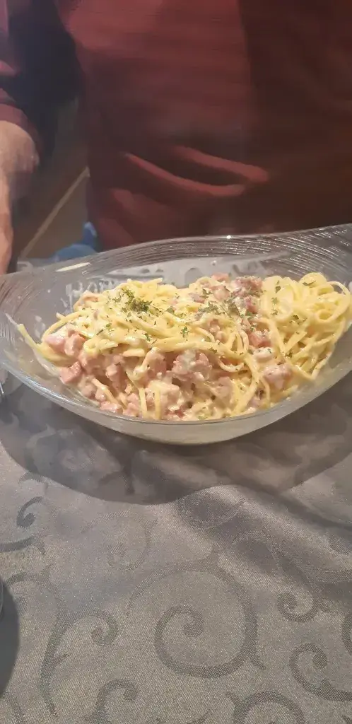 Anne Bovet_Café - Restaurant Le Salentin à Evionnaz_Evionnaz_recensione