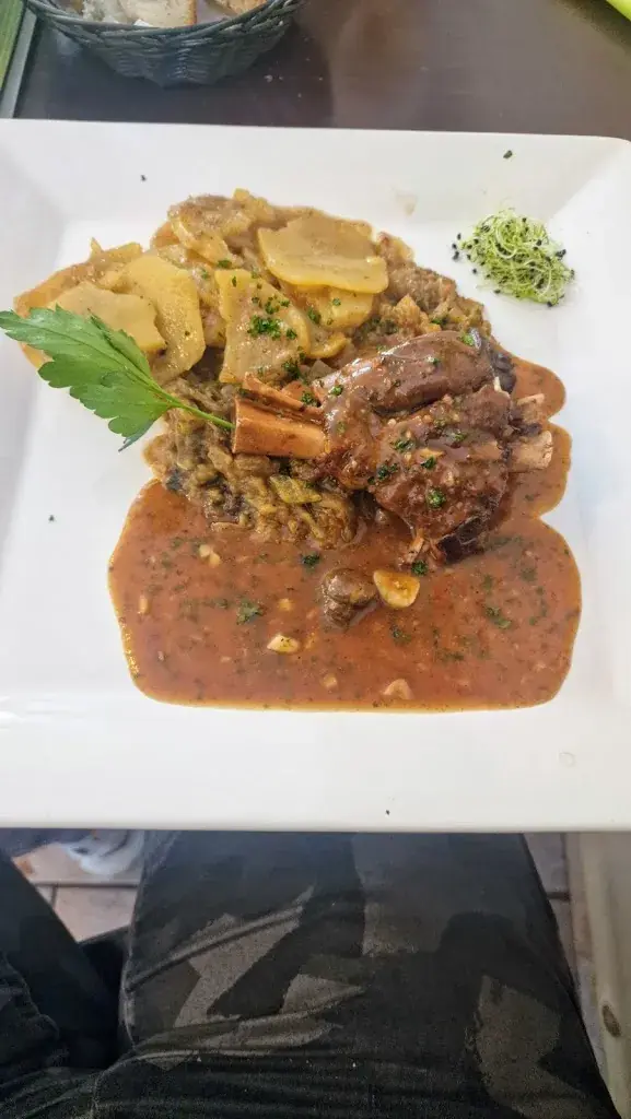 Carruzzo “cris” christophe_Buffet de la gare_Evionnaz_avis