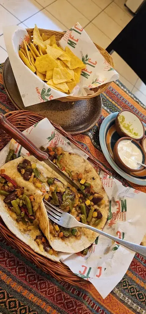 Dani Moya_Little Mexico Restaurant_Chur_review