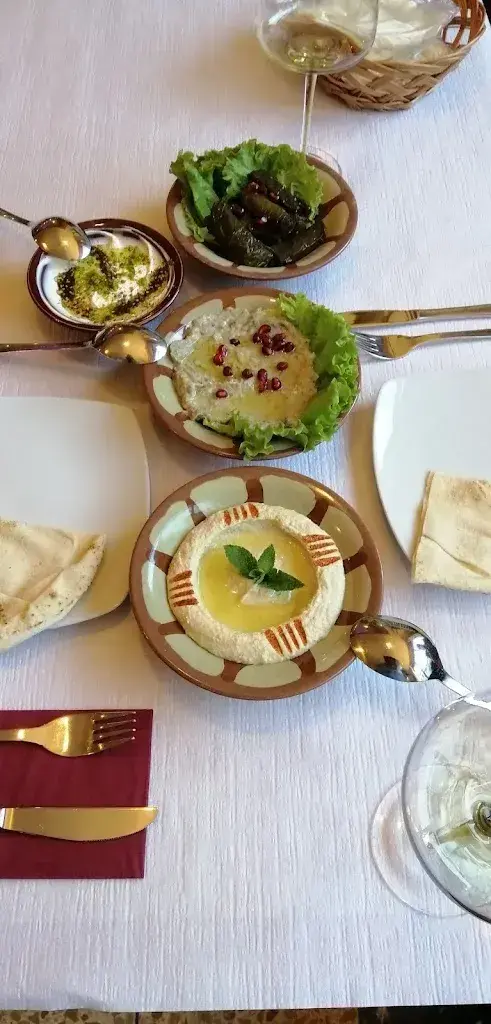 Menu_Restaurant Mezzés.ch_Réchy_image_7