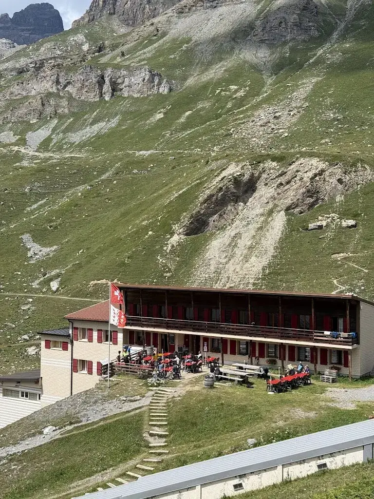 Steven Anggrek_Auberge Salanfe_Salvan_review