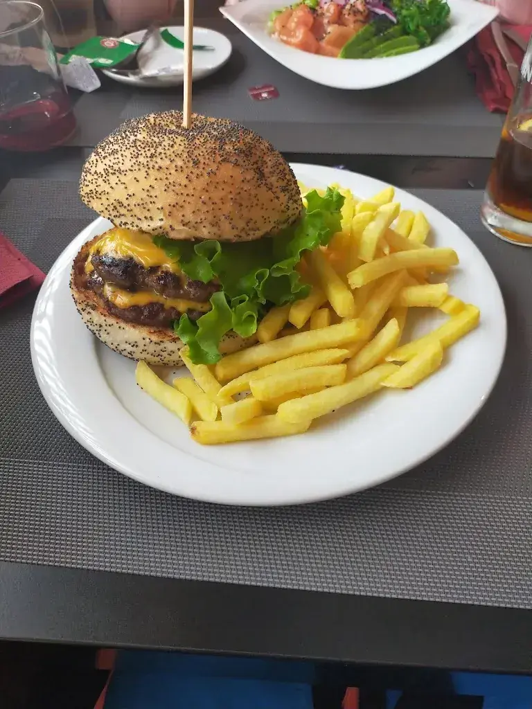 Jean-Yves Junod_Café de la Place Saint-Maurice_Saint-Maurice_avis