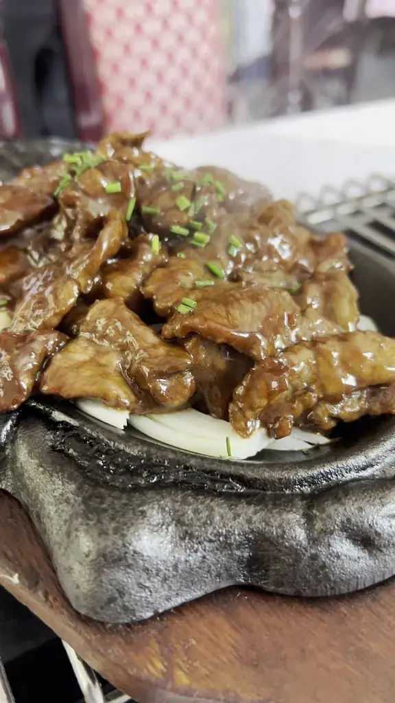 sultan alneaimi_Qi Lin restaurant chinois_Chippis_review