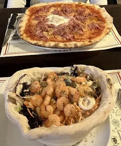 Olivier Schmitt_L'Avenue_Chippis_review