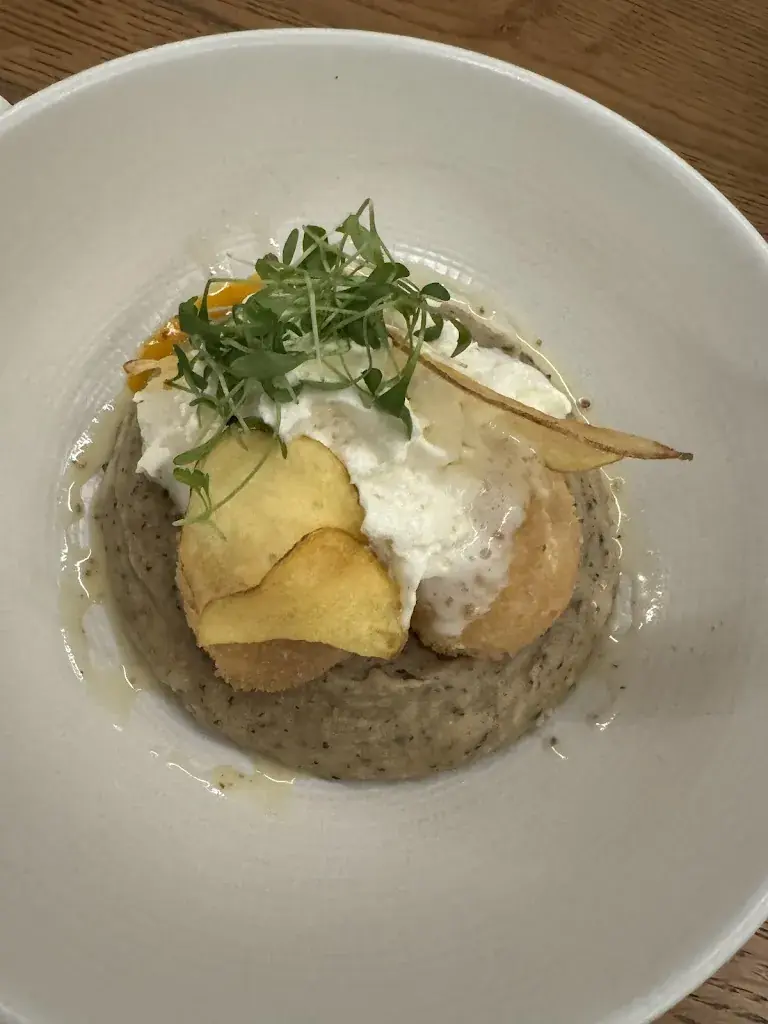 Claire Salamin_Le Restaurant du Foyer_Sierre_review