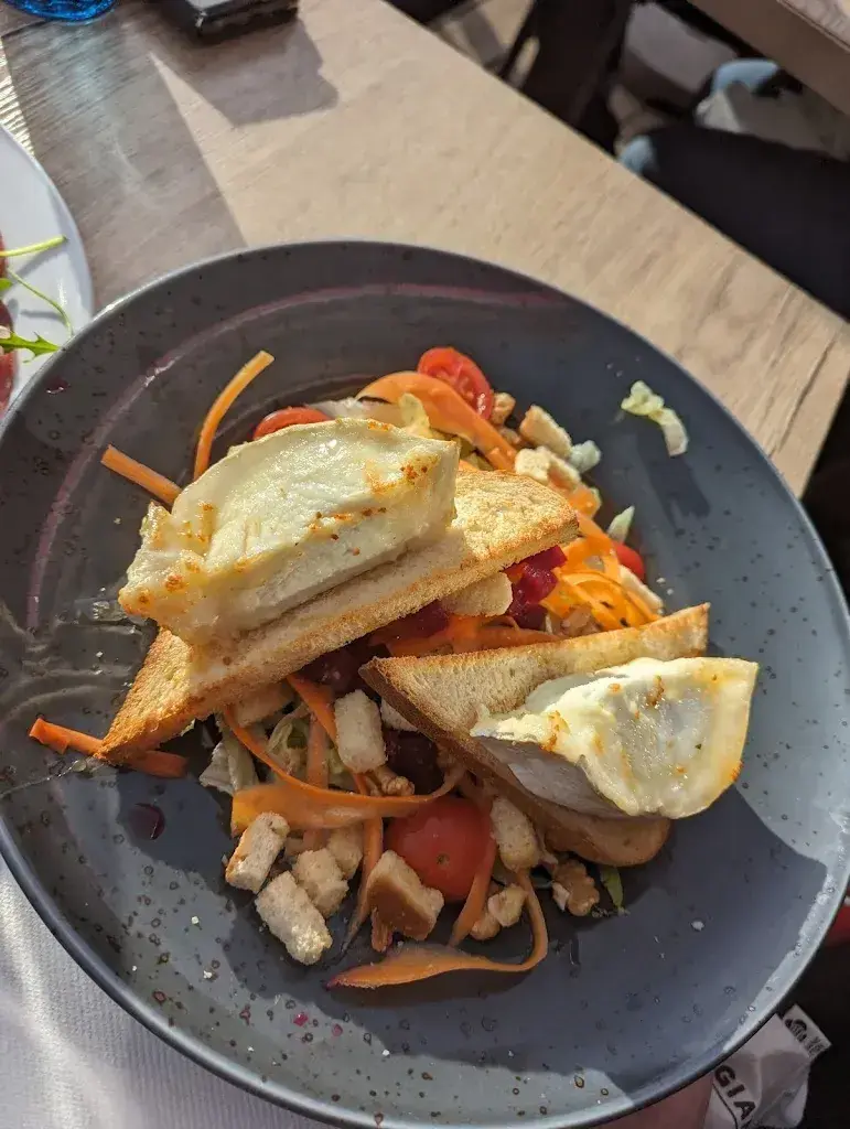 Yavanna Stamer_Chez Gianni_Crans-Montana_review