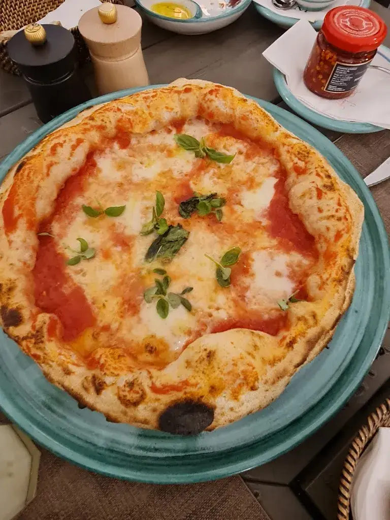 Menu_Memphis by Intenso_Crans-Montana_image_9