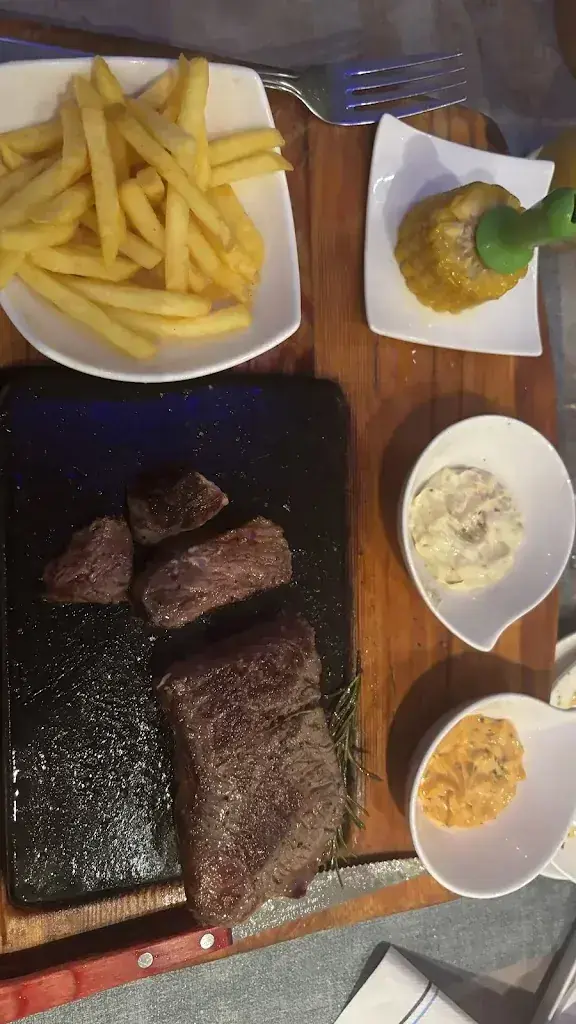 Tina Rothlisberger_Chez Chico Parrilla Argentina_Crans-Montana_avis