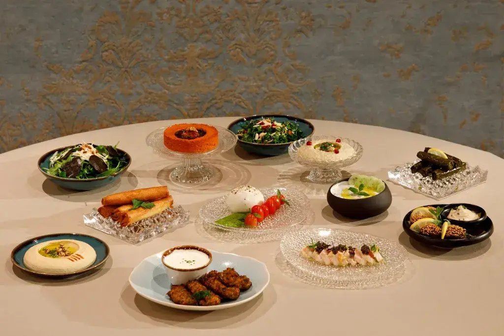 Menu_Restaurant FIVE_Crans-Montana_image_4