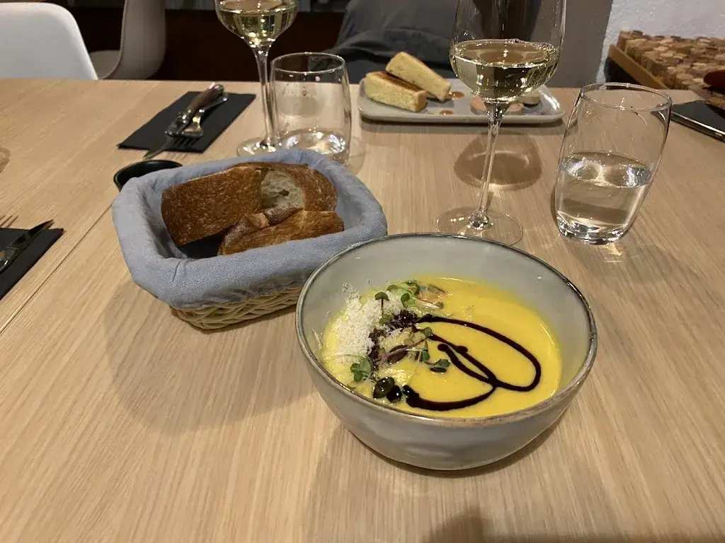 CS Kim_Café-restaurant du Petit Lac_Sierre_review