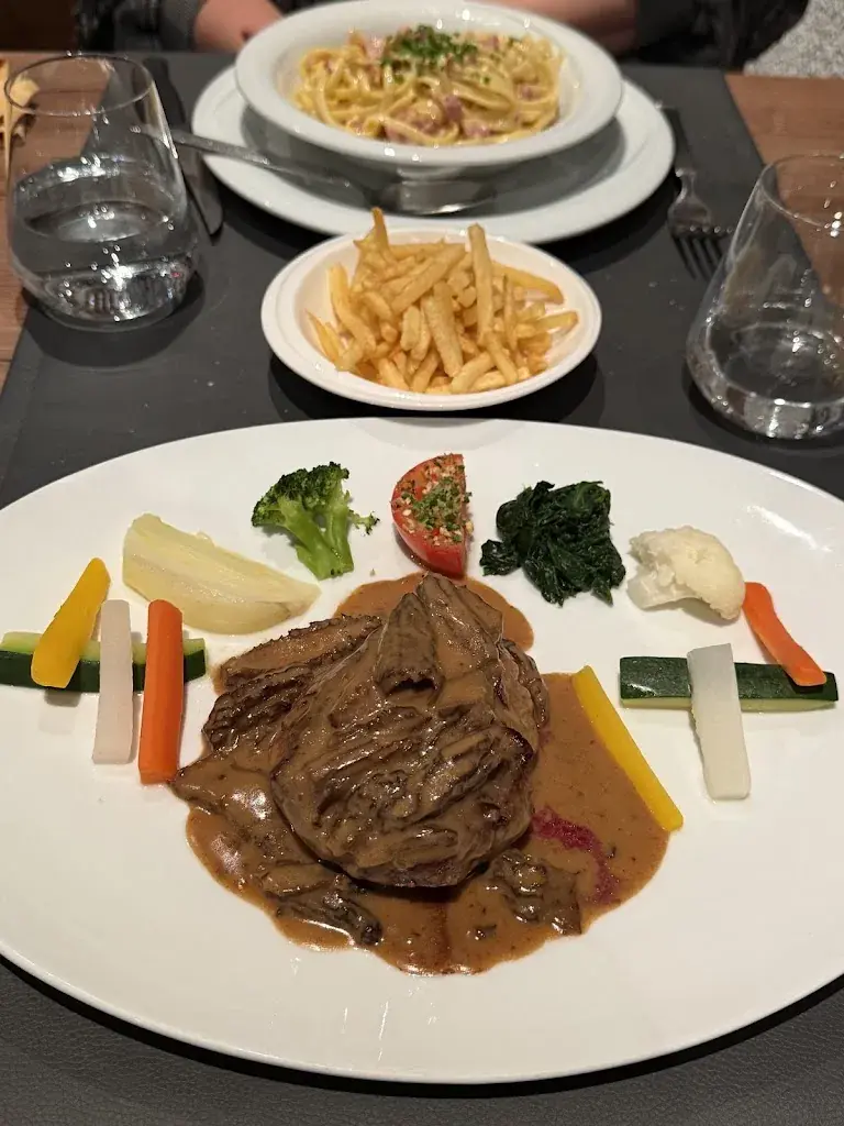 DJE_Le Postillon_Noës_review