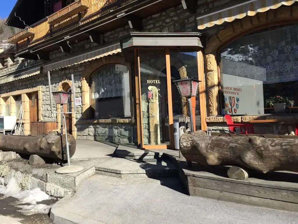 JF Genoud_Au Manoir d'Anniviers_Vissoie_review