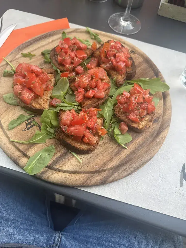 Dylan Walsh_Braceria zur Traube_Visp_review