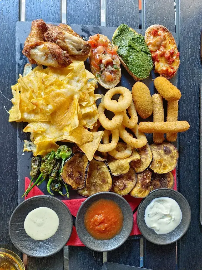 Pankaj Makwana_Fux Cocktails & Soul Food_Visp_review