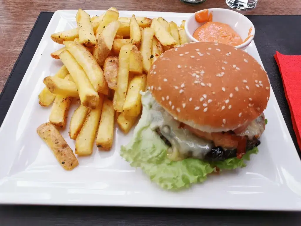 Onnae Sloogun_P2 Visp_Visp_review