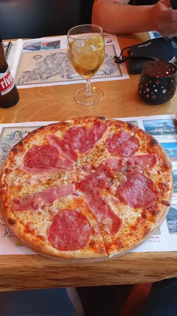 Menu_Charisma Imbiss GmbH_Visp_immagine_5