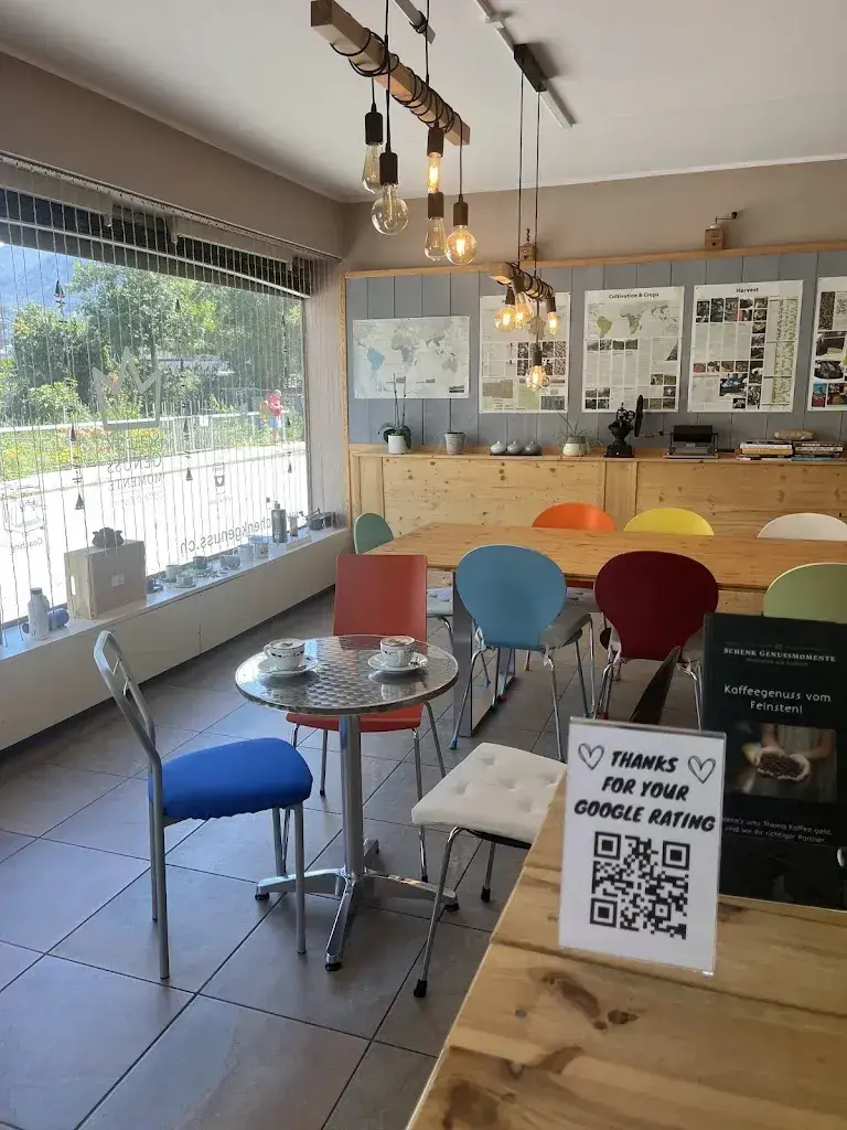 Nina Fleurchen_Schenk Genussmomente Caffè e Panini_Visp_review