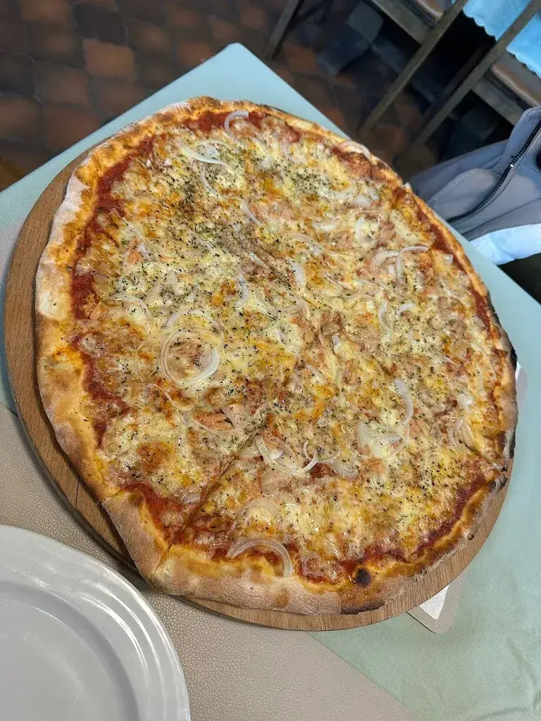 Menu_Pizzeria in`s Fassji_Visp_image_3