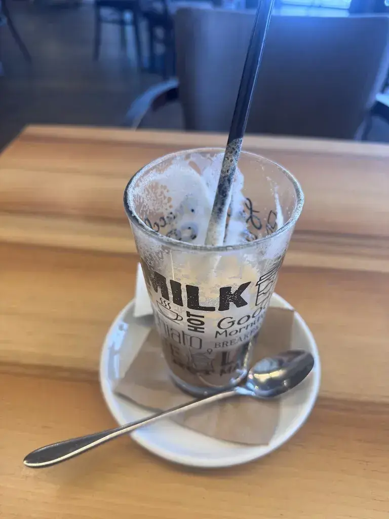 Jenny Chung_Cocco Coffeebar_Visp_review