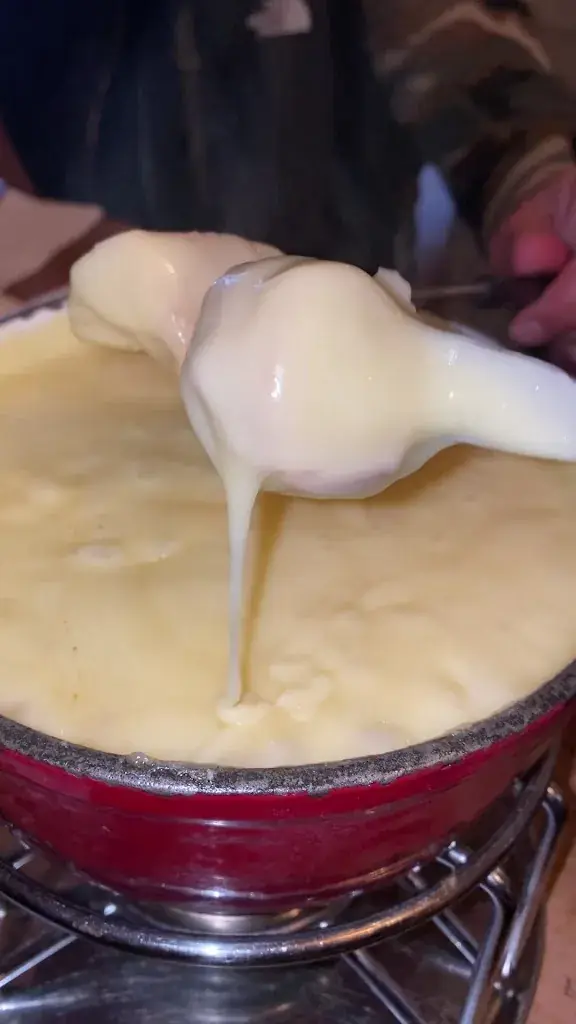 Hristo Plamenov Andreev_Cabane Illhorn du CAS de Sierre_Chandolin_review