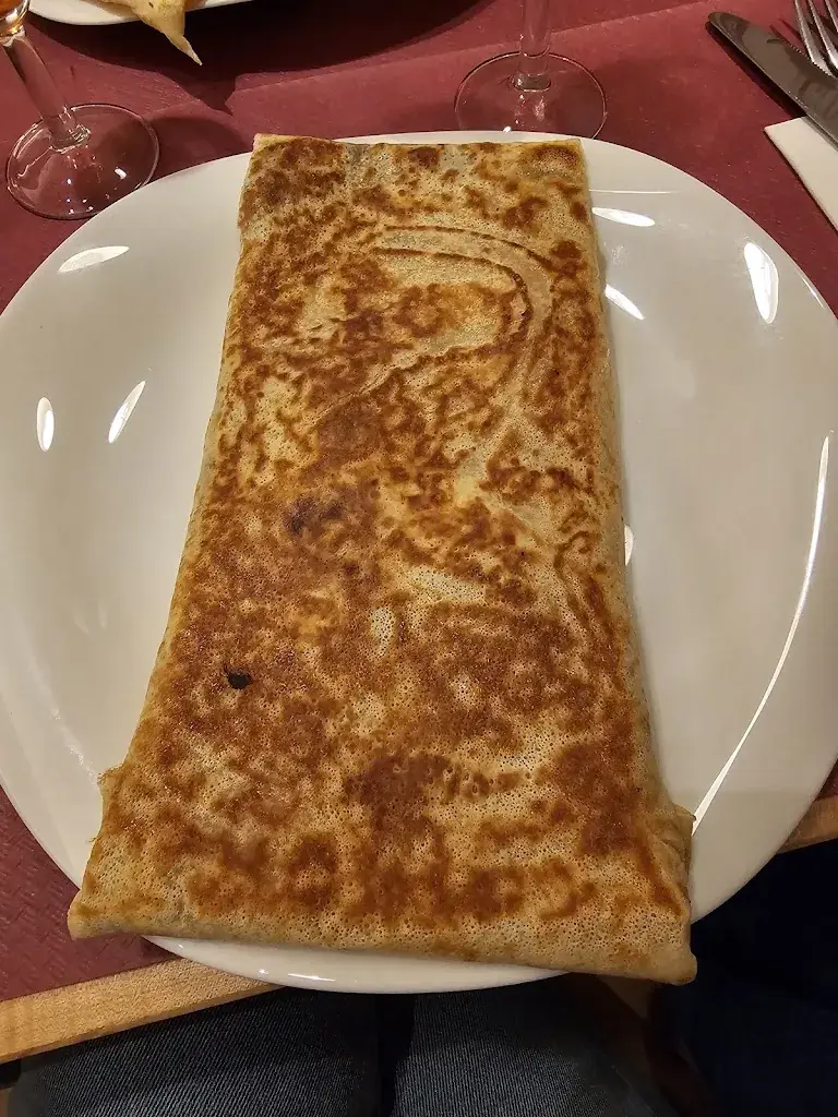 A. M._A la Claire Fontaine_Grimentz_review