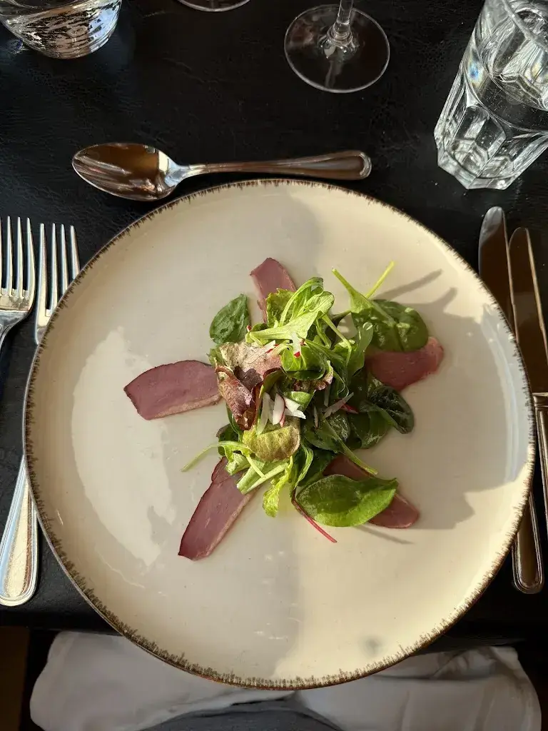 L Barber_Hôtel Weisshorn_Saint-Luc_review