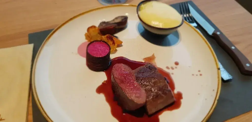 Espace Weisshorn Restaurant in Zinal