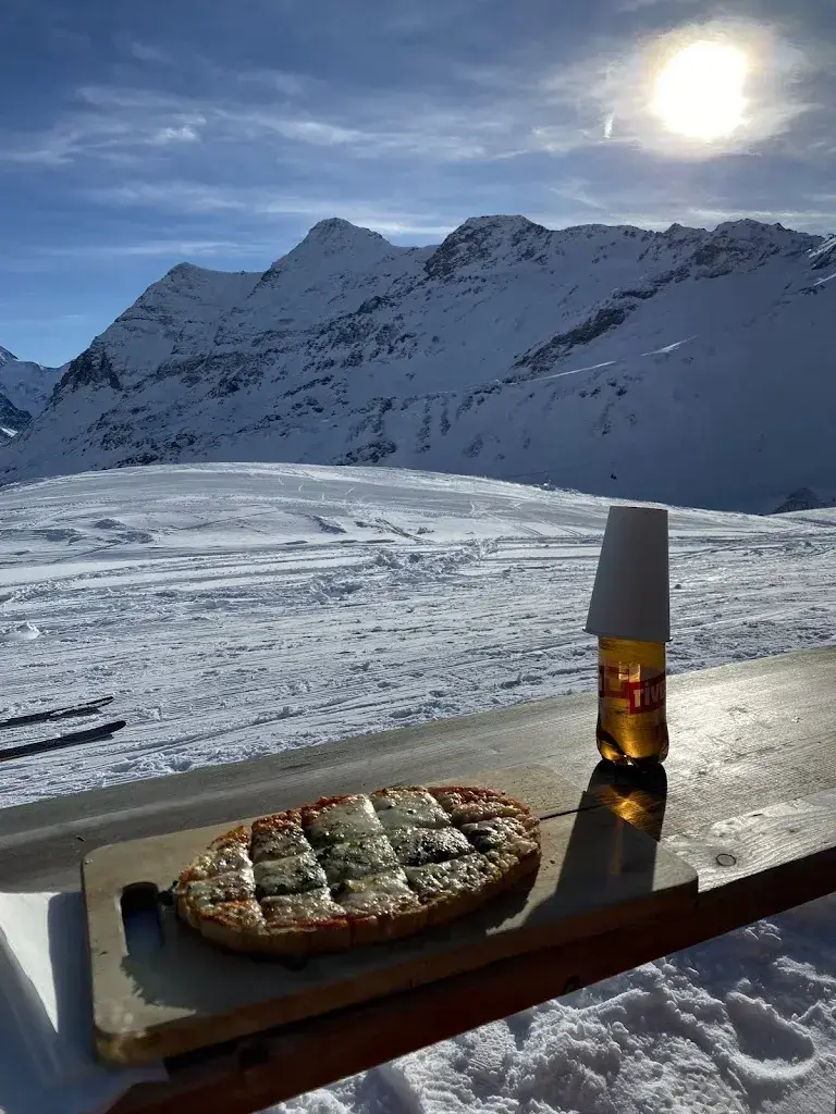 Valeria T_La Marmotte_Zinal_review