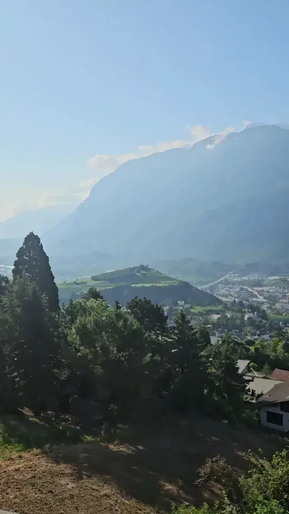 Le Luc_Hotel Bellevue Venthône_Venthône_avis