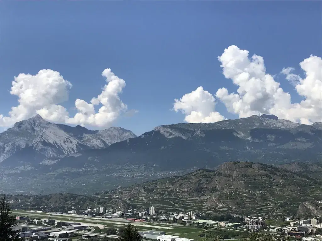 Mario Caruso_Les Artisans | Salins_Sion_review