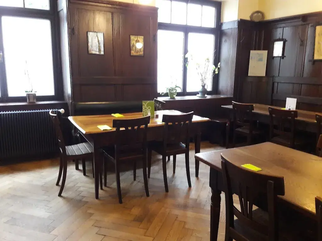 Margot Nero_Restaurant Tanne_Schaffhausen_avis