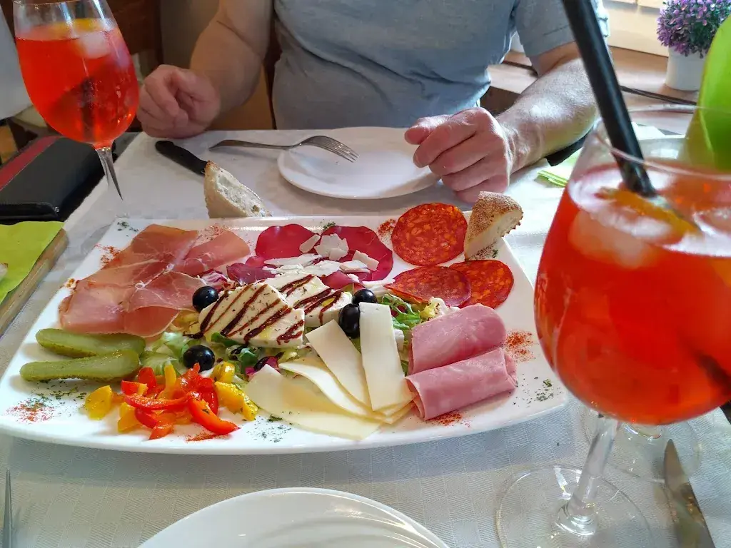 Menü_Ristorante Tanne_Schönenberg_Bild_6